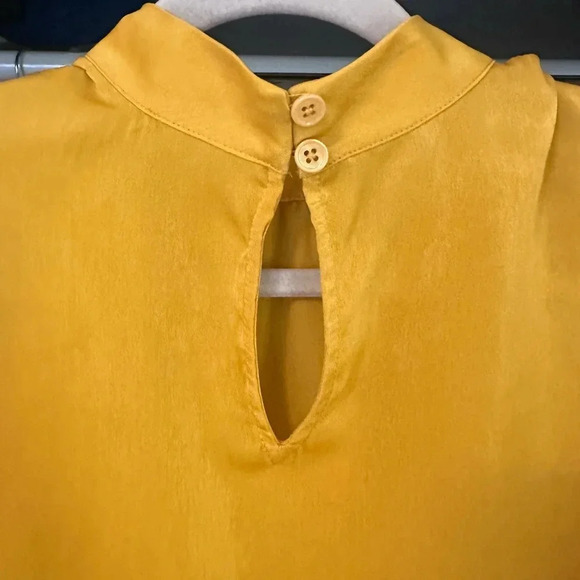 Revolve Tularosa Satin Marigold Yellow High Neck Peplum Long Sleeve Top Medium - Picture 4 of 10